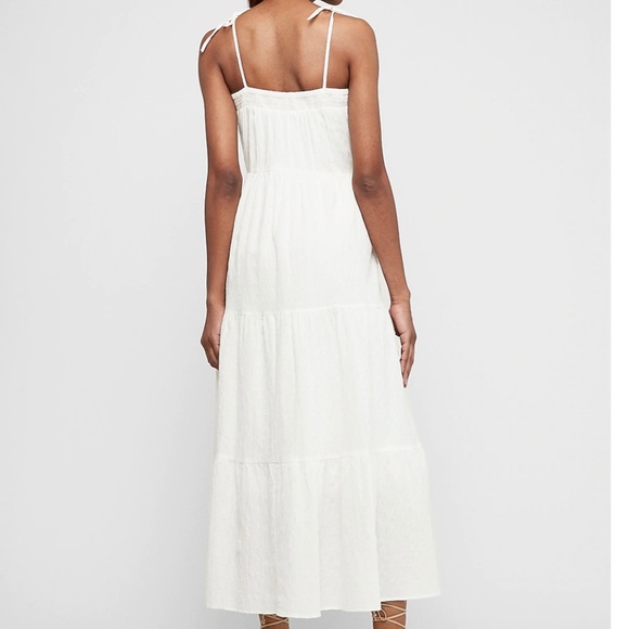EXPRESS textured tiered tie maxi dress - Picture 2 of 4